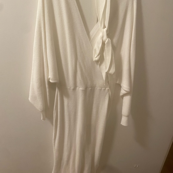 V-Neck Batwing Long Sleeve Wrap Knitted Backless Sexy Bodycon Pullover Dress - Picture 4 of 4